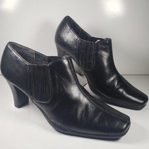 Aerosoles NEW Black Leather Slip on Short Ankle Booties with Stretch Sides